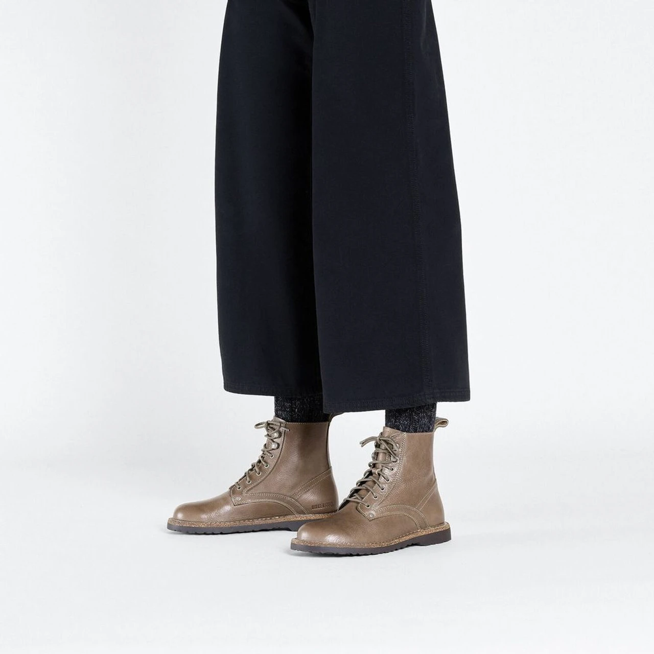 Birkenstock Bryson Leather - Taupe (Narrow Width) 7 Birkenstock Bryson Leather - Taupe (Narrow Width) - Image 7