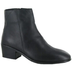 Naot Women's Goodie Water Resistant - Black Leather